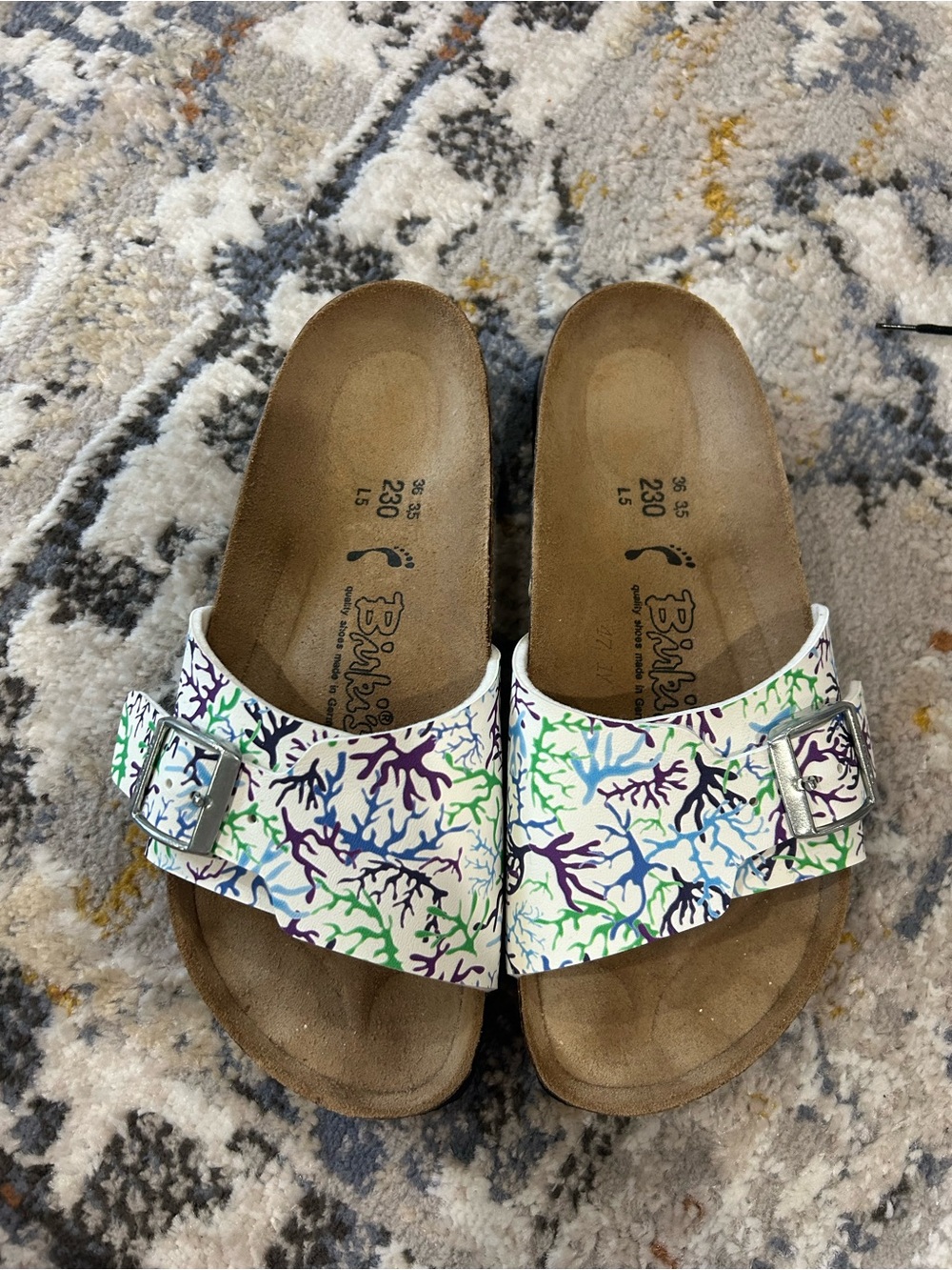Unbranded Women’s White Sandal with Multicolor Coral Print
